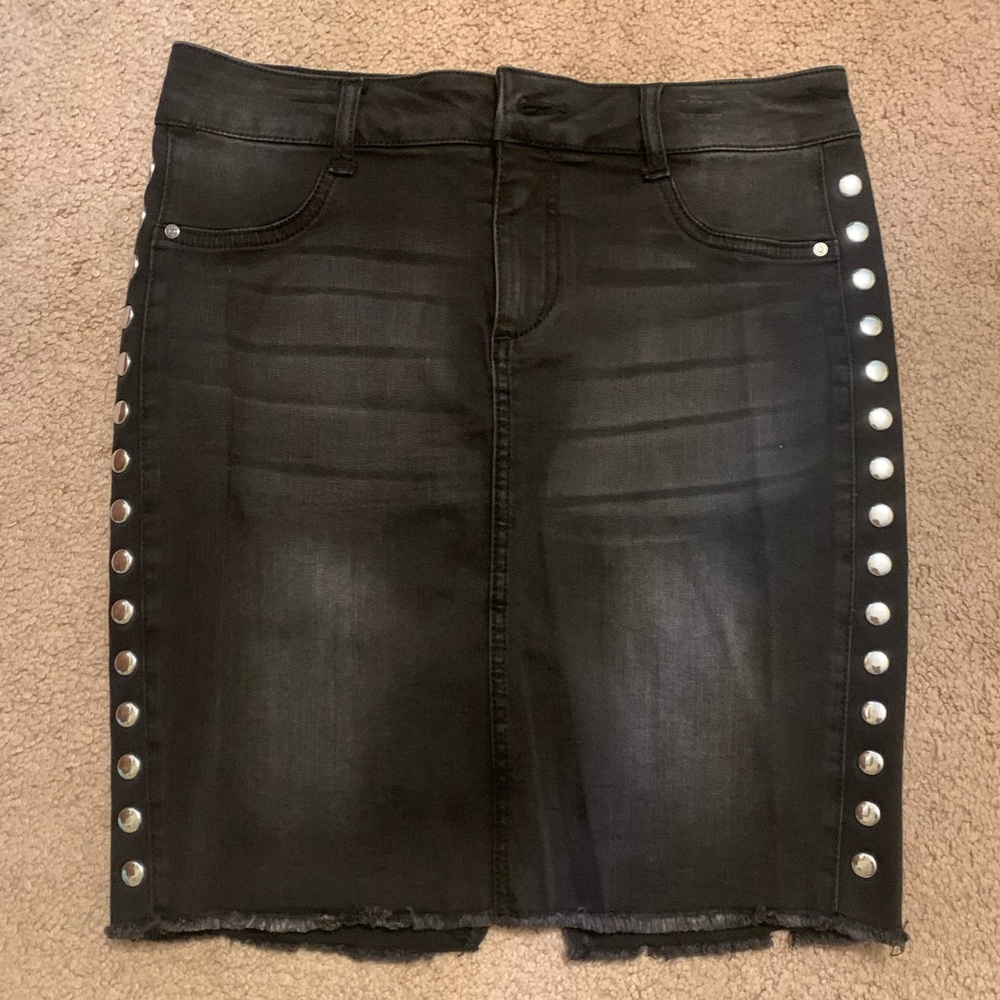 Black denim skirt